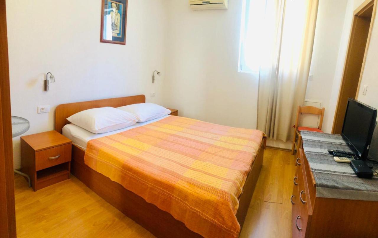 Apartman Lala Baska Voda Luaran gambar